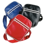 Reisetasche Typ Bowling aus PVC mit verstellbarem Schultergurt farbe rot vierte Ansicht