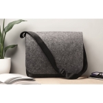 Laptoptasche zum Umhängen aus recyceltem Filz mit Klettverschluss, 15” farbe grau Stimmungsbild