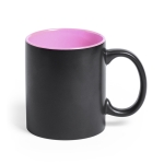 Schwarze Tasse mit Innenseite und Logo in gleicher Farbe, 350 ml farbe hellrosa erste Ansicht