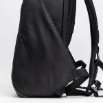 Reiserucksack mit diebstahlsicheren Taschen und PC-Fach, 15,6” farbe schwarz