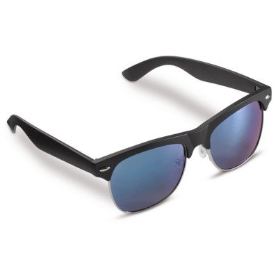 Schwarze Sonnenbrille mit schwarzem Rahmen und UV400-Schutz